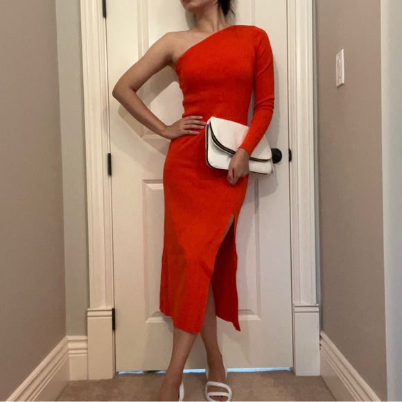One-shoulder bright orange dress - Picture 2 of 7